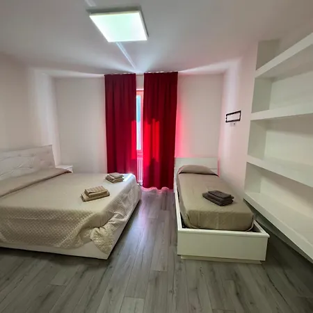 Mariel Verbania Centro Apartament