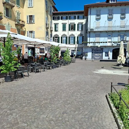 Mariel Verbania Centro Apartman Intra