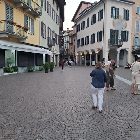 Mariel Verbania Centro Apartman *