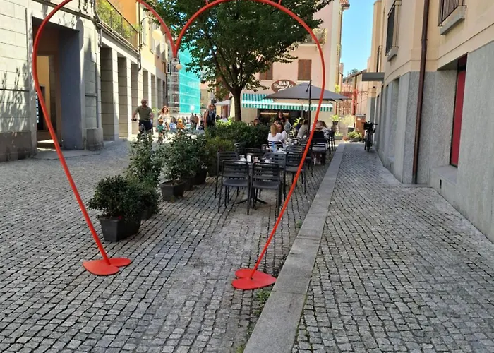 Mariel Verbania Centro Apartman